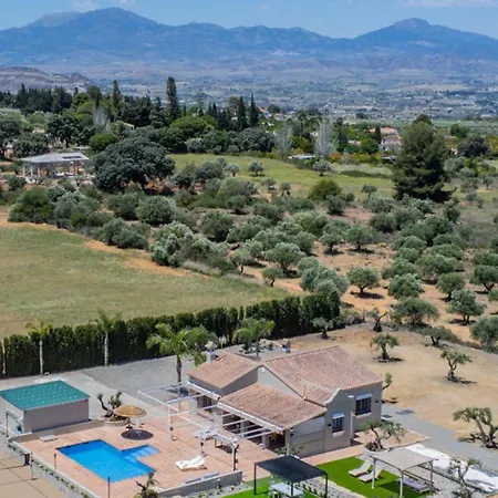 Villa Tranquila El Retiro Malaga Exterior photo